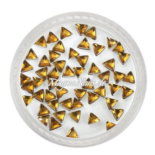 Strasssteine - Dreieck braun Nageldesign Nägel Nails Nagelstudio Einleger Nailart