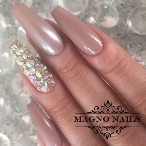 Preview: Naildesign Ideen - Herbst Nägel Braun Nude Chrome Strasssteine