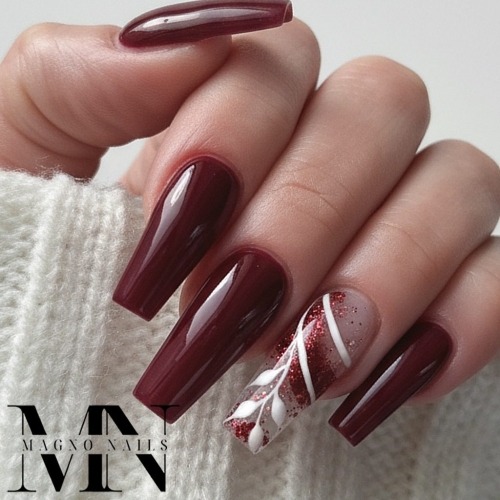Nageldesign Ideen Herbstnägel - Weinrot Braunes UV Gel sehr schön