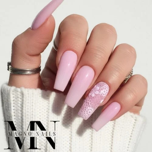 Farbgel helllila - Nageldesign mit Blumen 3D Naegel