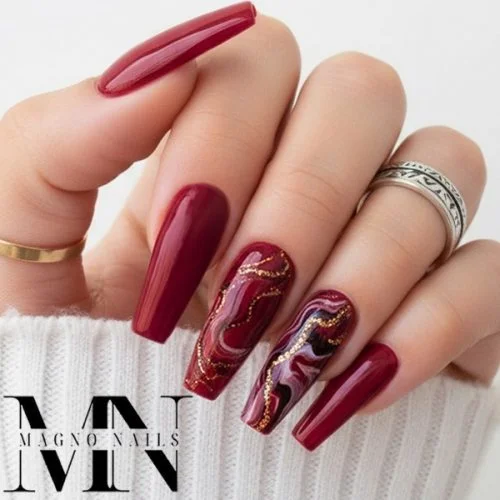 Weinrote Nägel mit Marmor Muster - Wunderschöner Verlauf