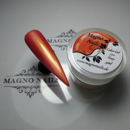 Preview: Feuerrot Rot Herbst Metallic Perl Pearl UV Gel aufgetragen deckend