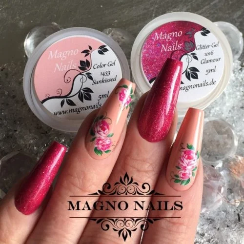Nageldesign Ideen -Rote Glitter Nägel mit Designs