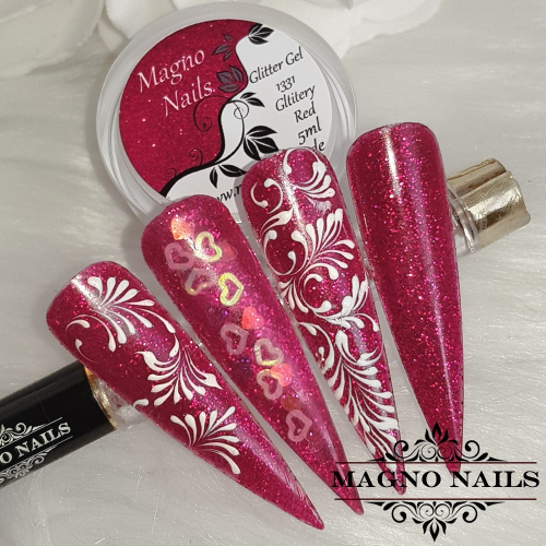 Preview: Nageldesign Rot mit Herzen - Valenties Tag Schnörkel