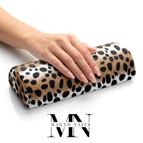 Handauflage - Gepard Motiv Nägel Nagelstudio Nail