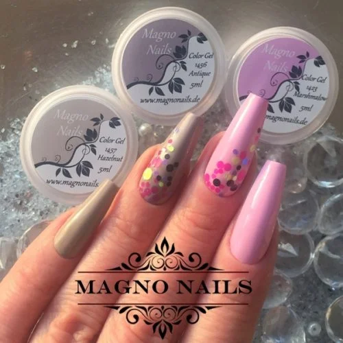 Sommer Nageldesign Ideen mit Pailetten