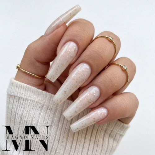 Preview: Nageldesign Idee mit Mamor Gel gold