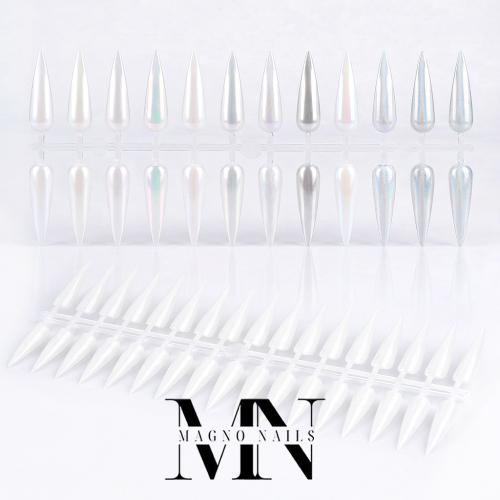 Präsentation Stiletto Tips mit 240 Tips weiß Nageldesign Nägel Nails Nagelstudio