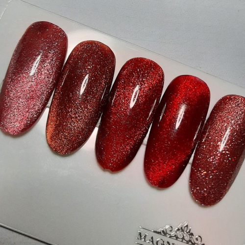 Preview: Nageldesign Ideen Rote Cateye verschiedene Effekte Glitzer