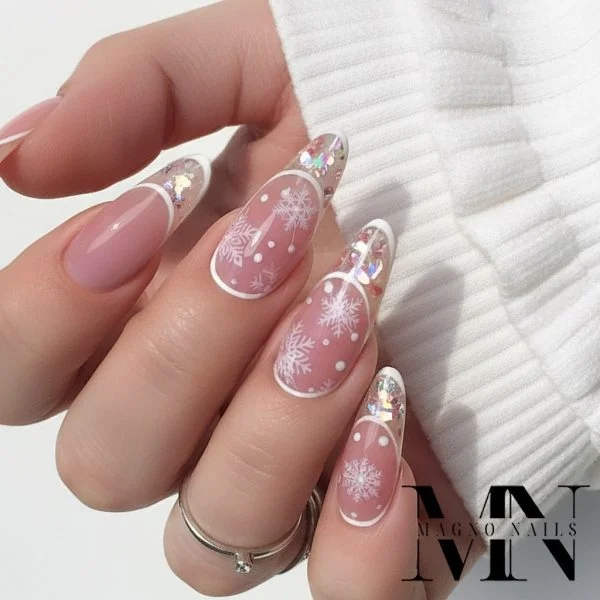 French Nägel - klar an der Spitze - Winter Nägel Schneeflocken