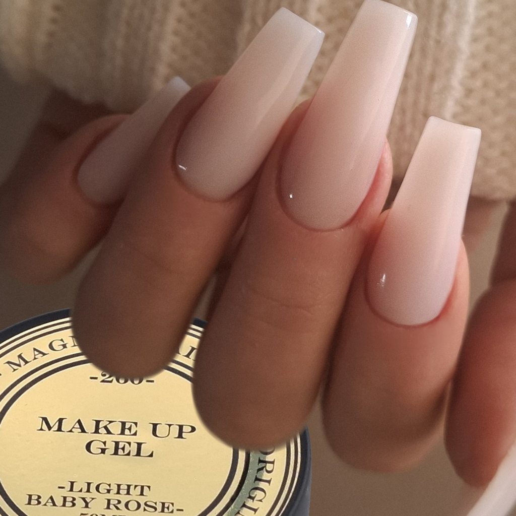 Modellage mit Make Up Gel Light Baby Rose