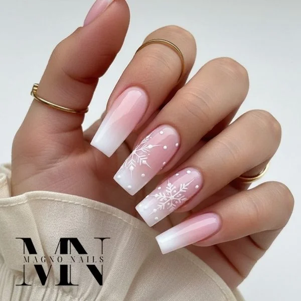 Pinkes Make Up - Babyboomer Nägel Winter Schneeflocken