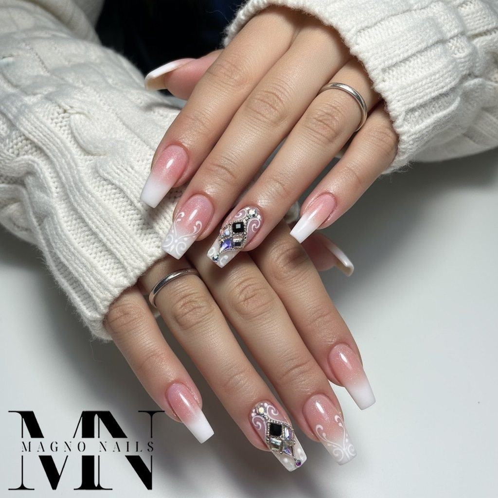 Make Up Nägel mit Glitzer - Luxus Rosa Pink Nails mit Strasssteinen