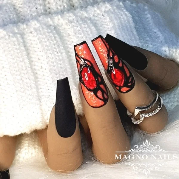 Silikon Hand realistisch mit Nail Design Beispielen