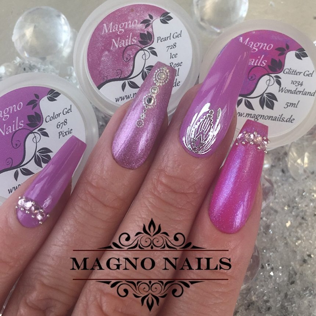 Nägel Ideen - Flieder Nails Naildesign Metallic