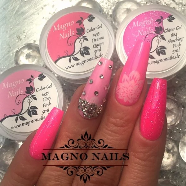Naildesign Ideen - Sommer Pinke Nägel Strass