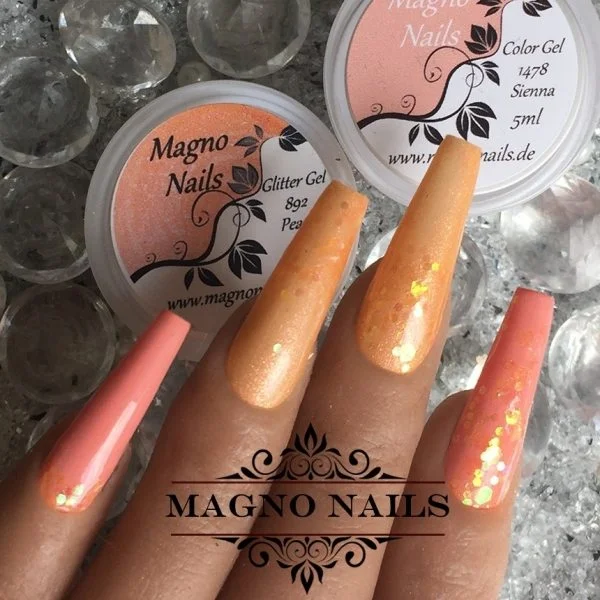 Naildesign Ideen - Sommer Nägel Hellorange Pfirsich Glitter
