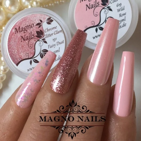 Rosa Rosegold Herbstnägel Autumn Nageldesign Ideen Nägelideen passende Muster Herbst