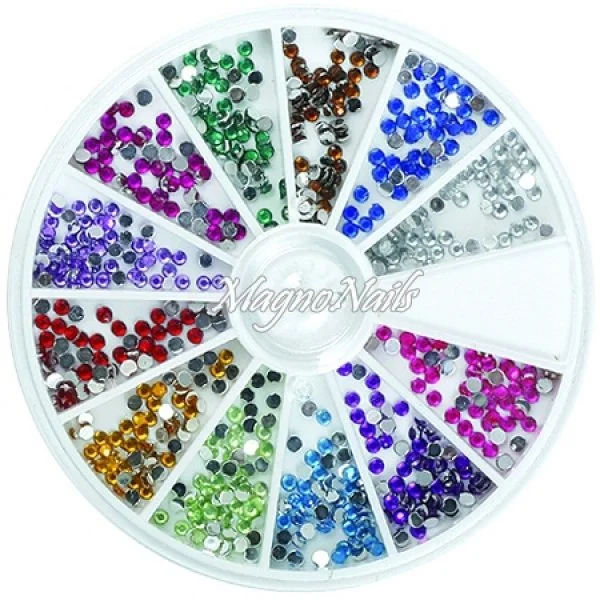 Ministrasssteine in einer Rondell Nail Nagelstudio Nägel Nailart Nail art